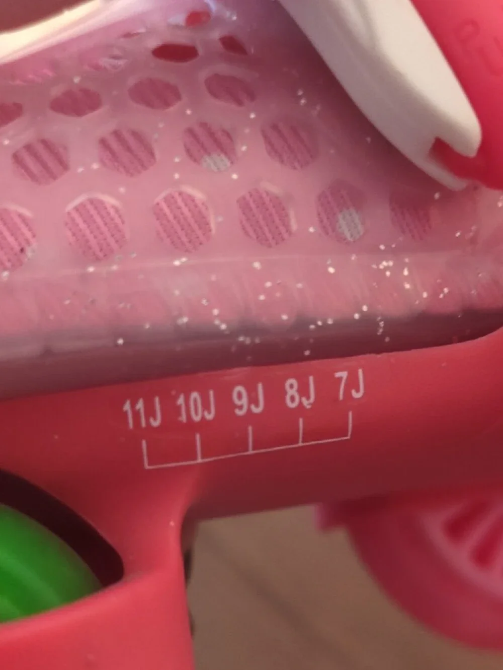 RD Kids Pink Strawberry Adjustable Roller Sneakers
